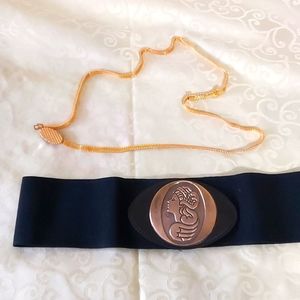 Woman waist belt OS, black, gold tone.